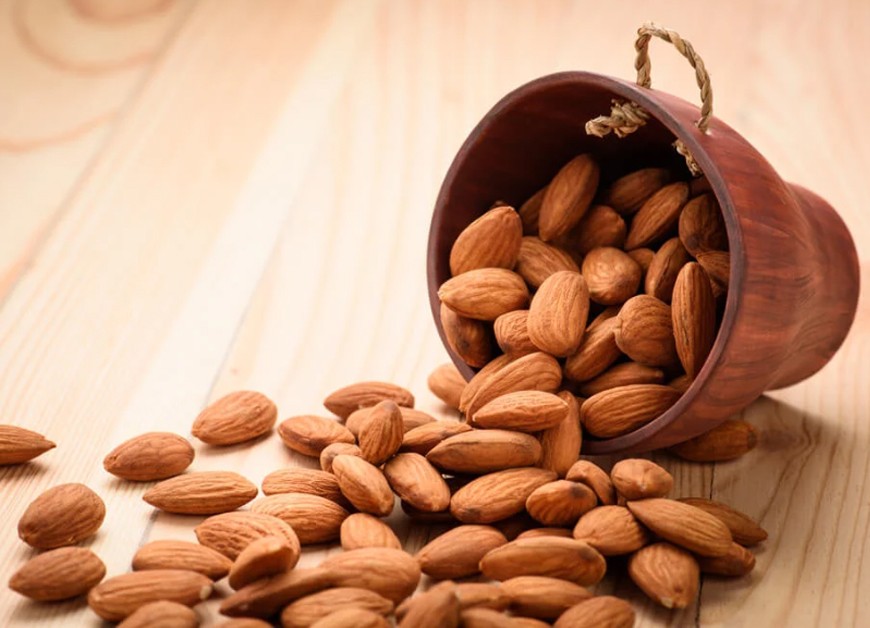 La almendra, un regalo para la salud